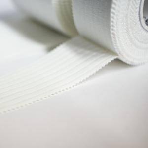 Taśma do tapingu sztywnego, klej nakładany wzdłużnie 5 cm x 9,1 m