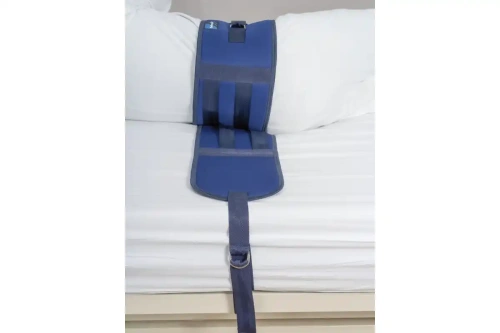 Pas trzymający brzuch SCP 4500.webp