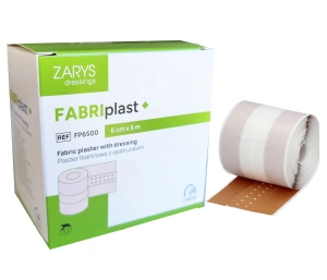 Przylepiec cielisty z opatrunkiem Fabriplast 6 cm x 5 m